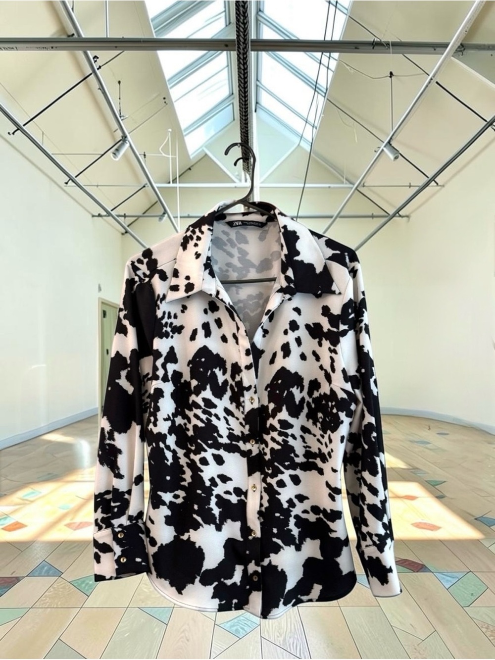 ZARA Long Sleeve Button Up Black & White Cow Print Blouse XL